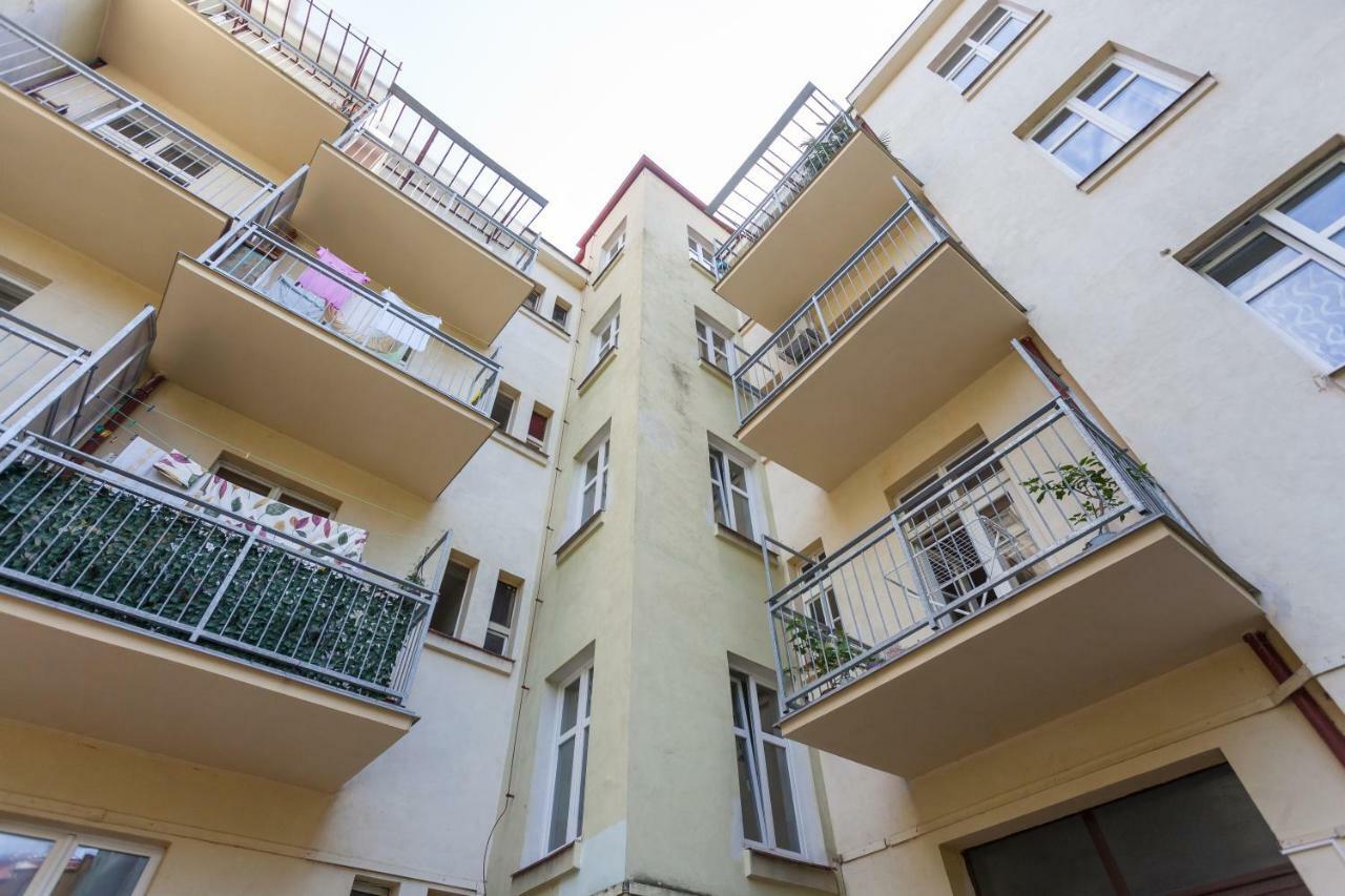 Eliska Apartment Prague Exterior photo